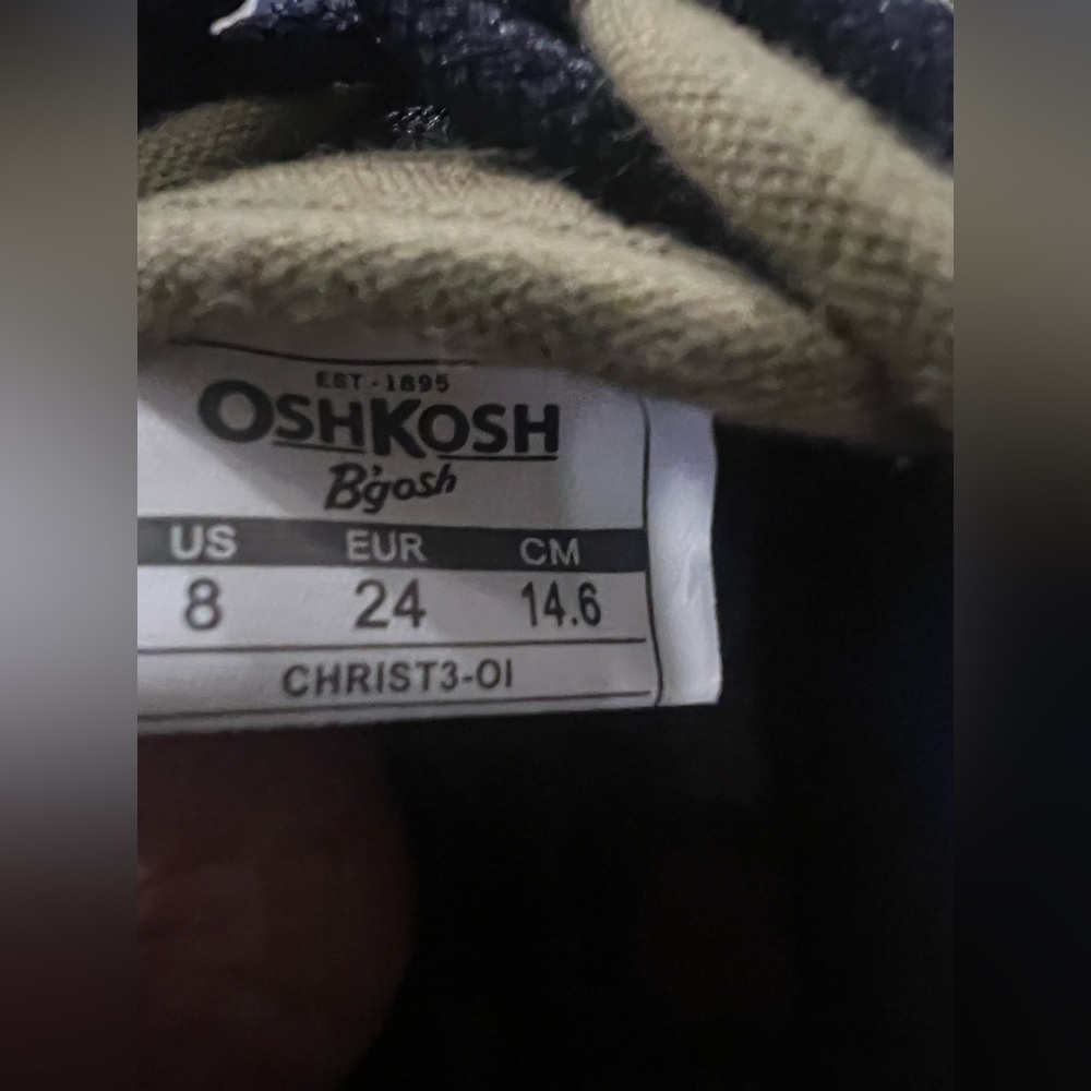 Osh Kosh Bigosh Boys Shoes size 8 - Picture 2 of 6